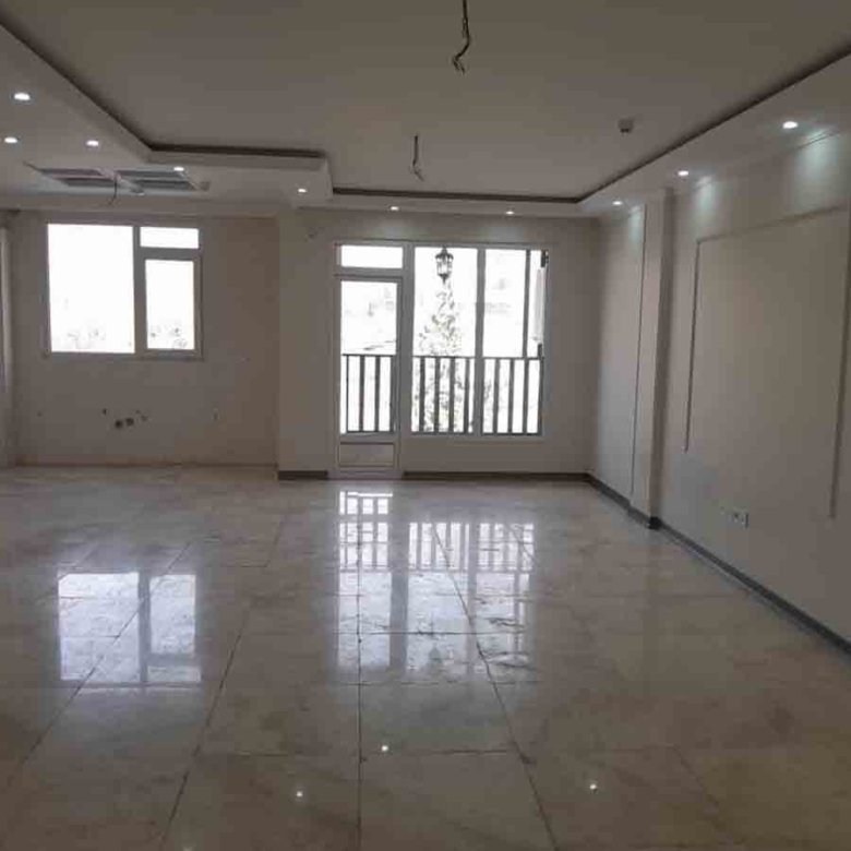 آپارتمان91متری نوساز شاهین جنوبی